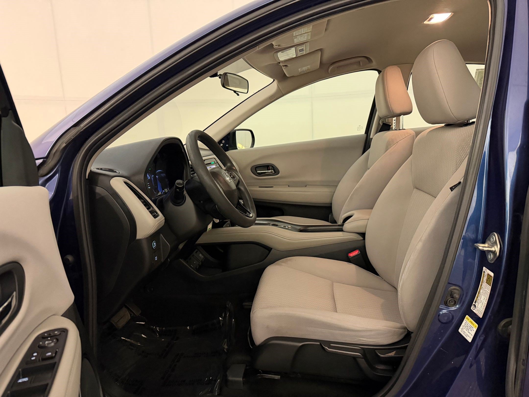 Used 2016 Honda HR-V EX-L image 5