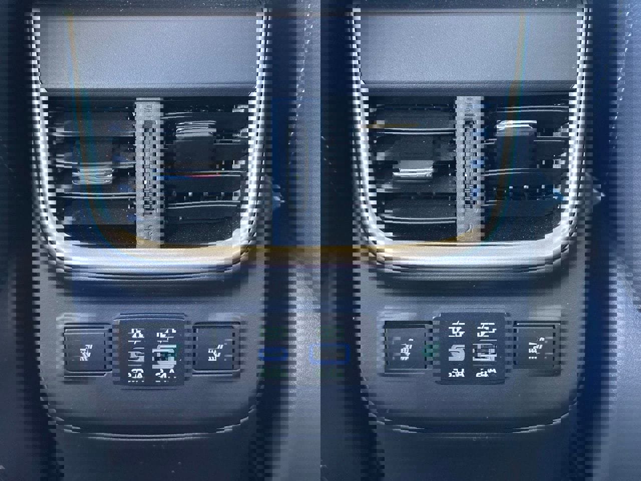 Used 2025 Subaru Outback Limited image 21