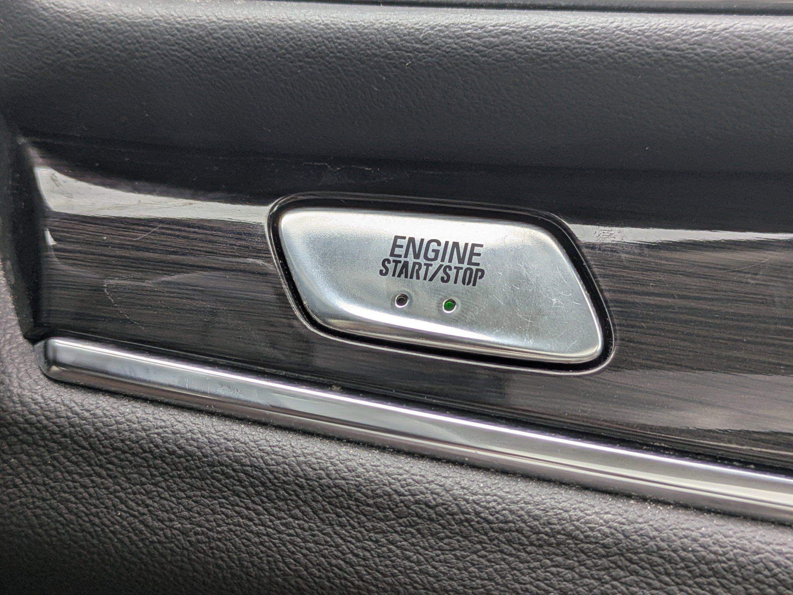 Used 2023 Buick Enclave Essence w/ Experience Buick Package image 31