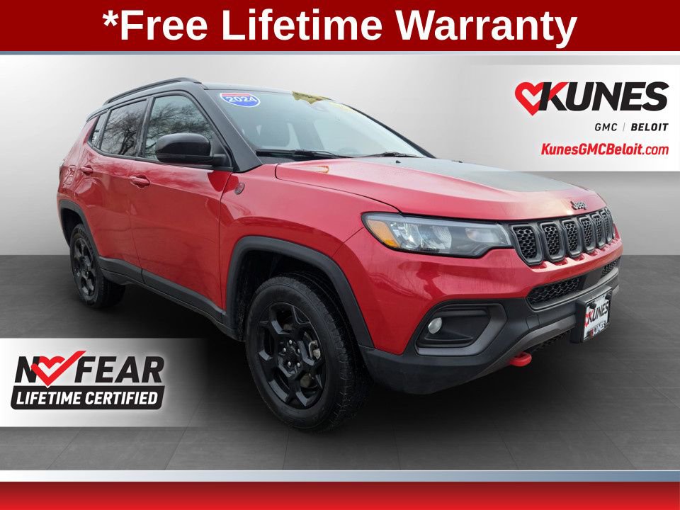 Used 2024 Jeep Compass Trailhawk image 1