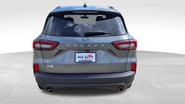 Used 2025 Ford Escape ST-Line image 9