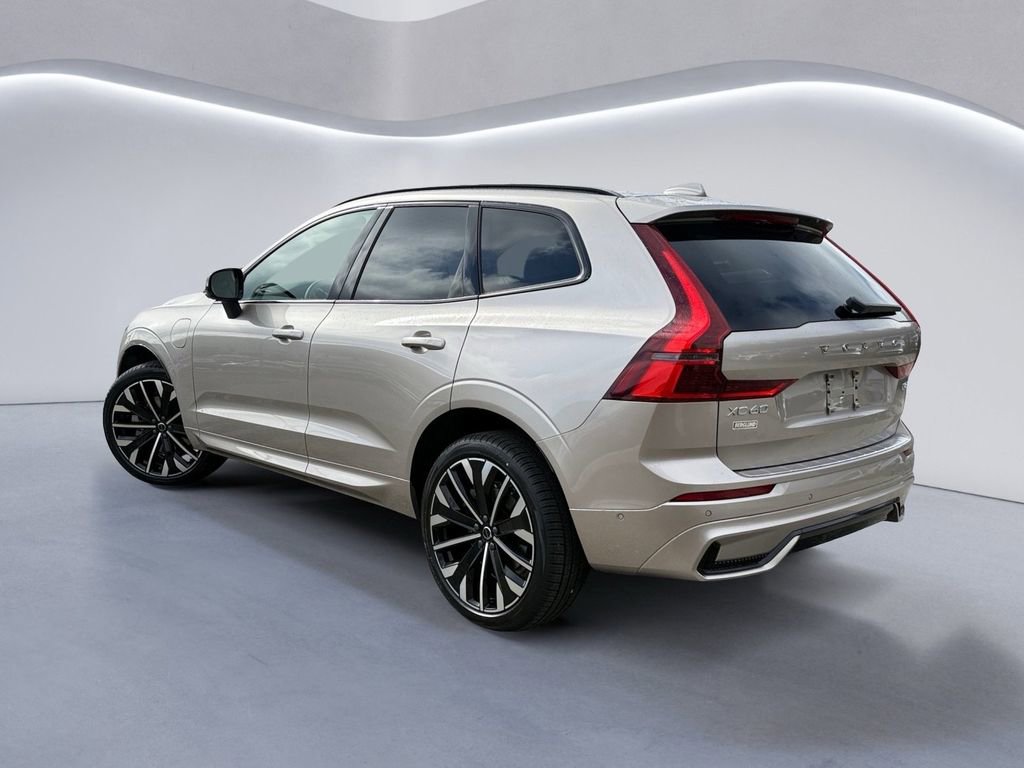 New 2026 Volvo XC60 T8 Ultra w/ Protection Package Premier image 4