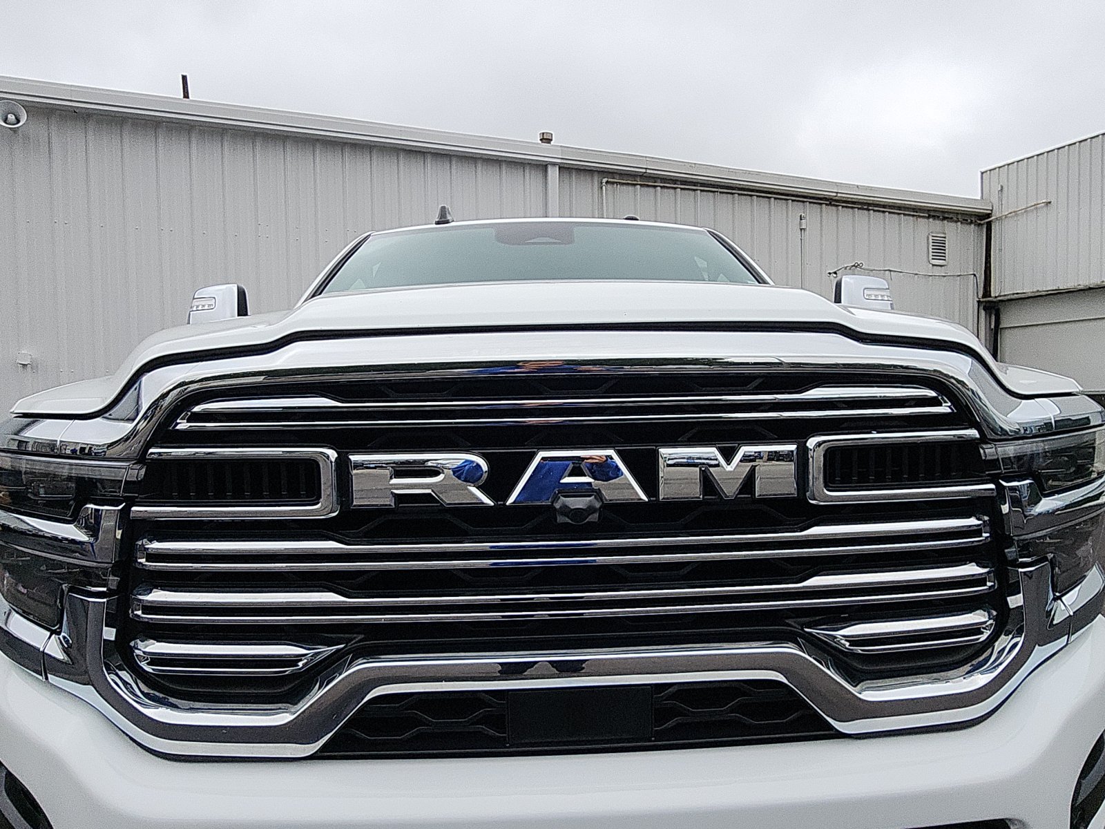 Used 2026 RAM 2500 Laramie AWD/4WD image 14