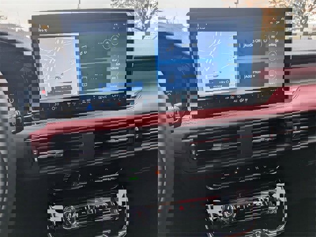 New 2026 Lincoln Corsair Grand Touring image 8