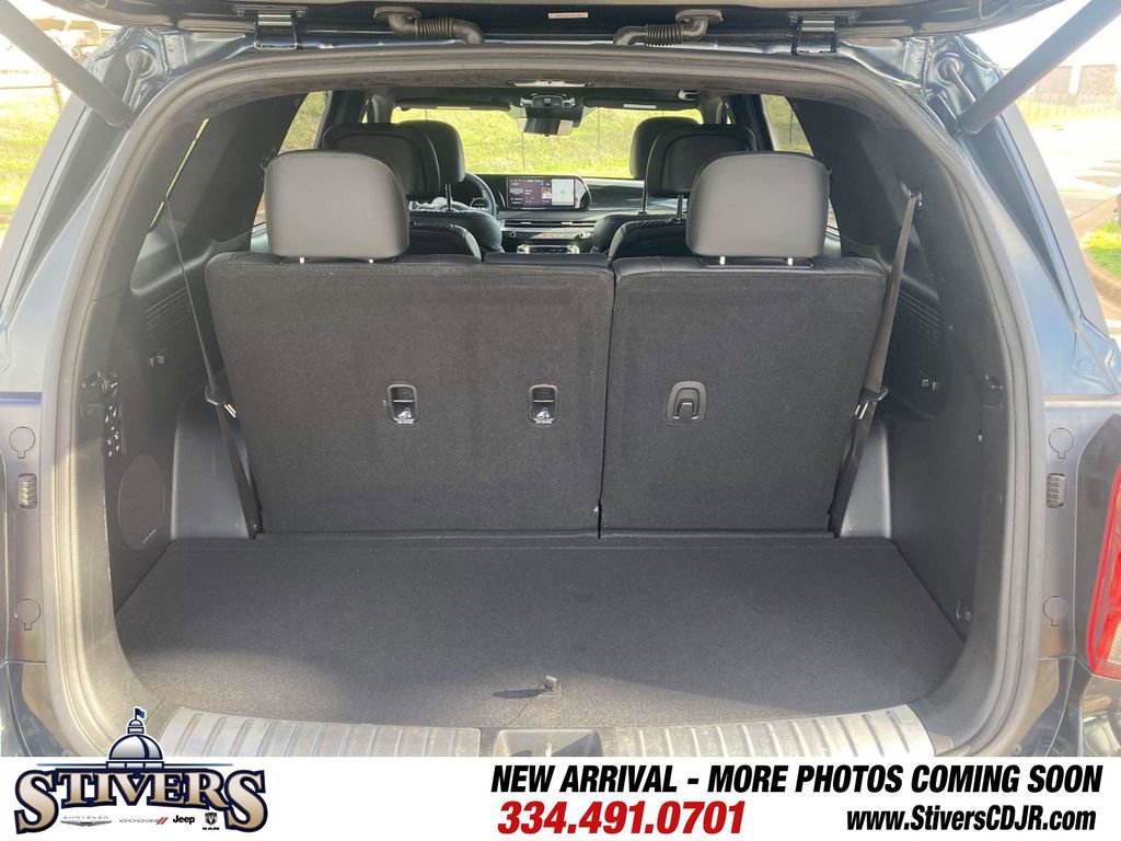 Used 2023 Hyundai Palisade Calligraphy image 45