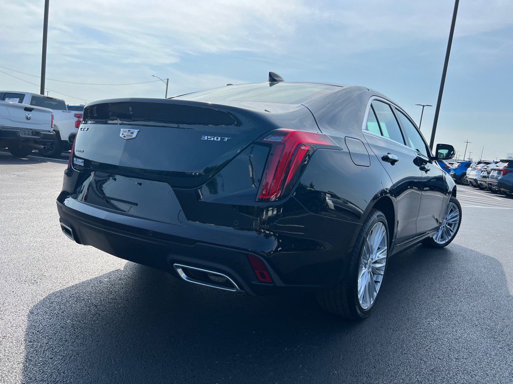 Used 2025 Cadillac CT4 Premium Luxury image 32