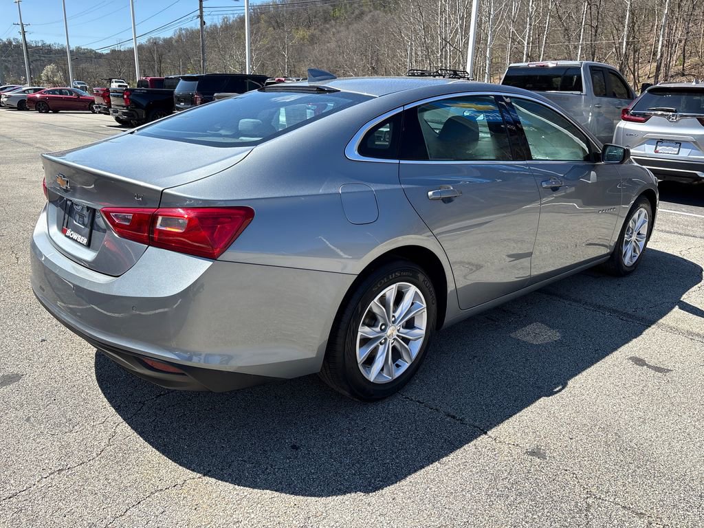 Used 2025 Chevrolet Malibu LT FWD image 5