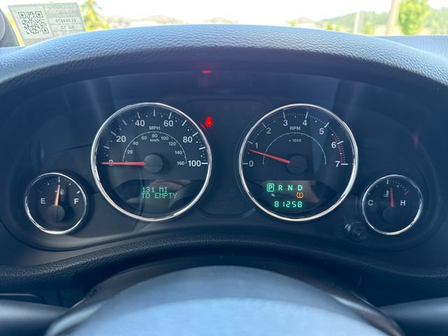 Used 2014 Jeep Wrangler Unlimited Rubicon w/ Connectivity Group AWD/4WD image 21