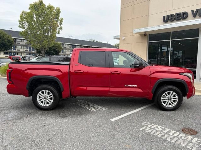 Used 2026 Toyota Tundra SR5 w/ SR5 Premium Package AWD/4WD image 9