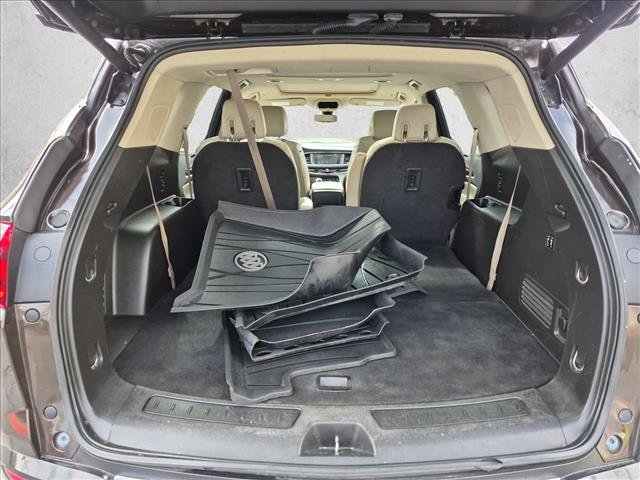 Used 2018 Buick Enclave Premium w/ Experience Buick Package FWD image 6