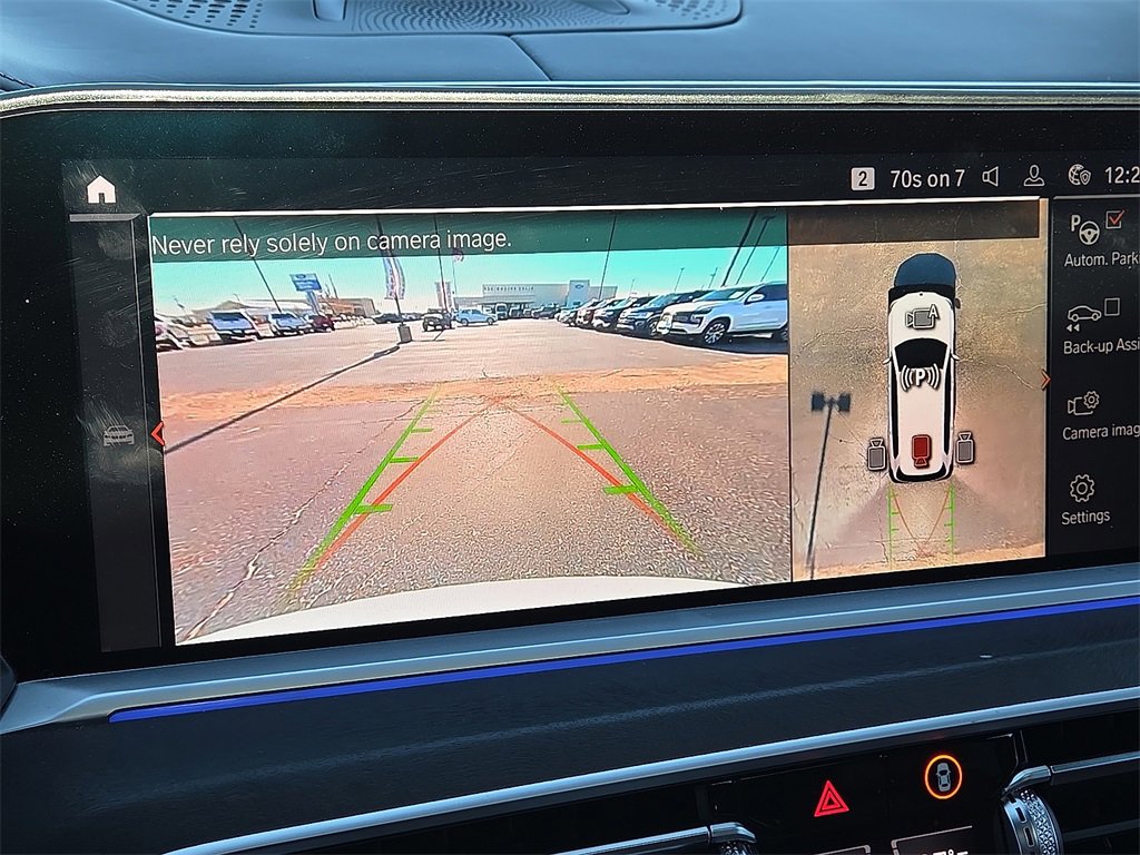 Used 2021 BMW X7 M50i w/ Dynamic Handling Package image 25