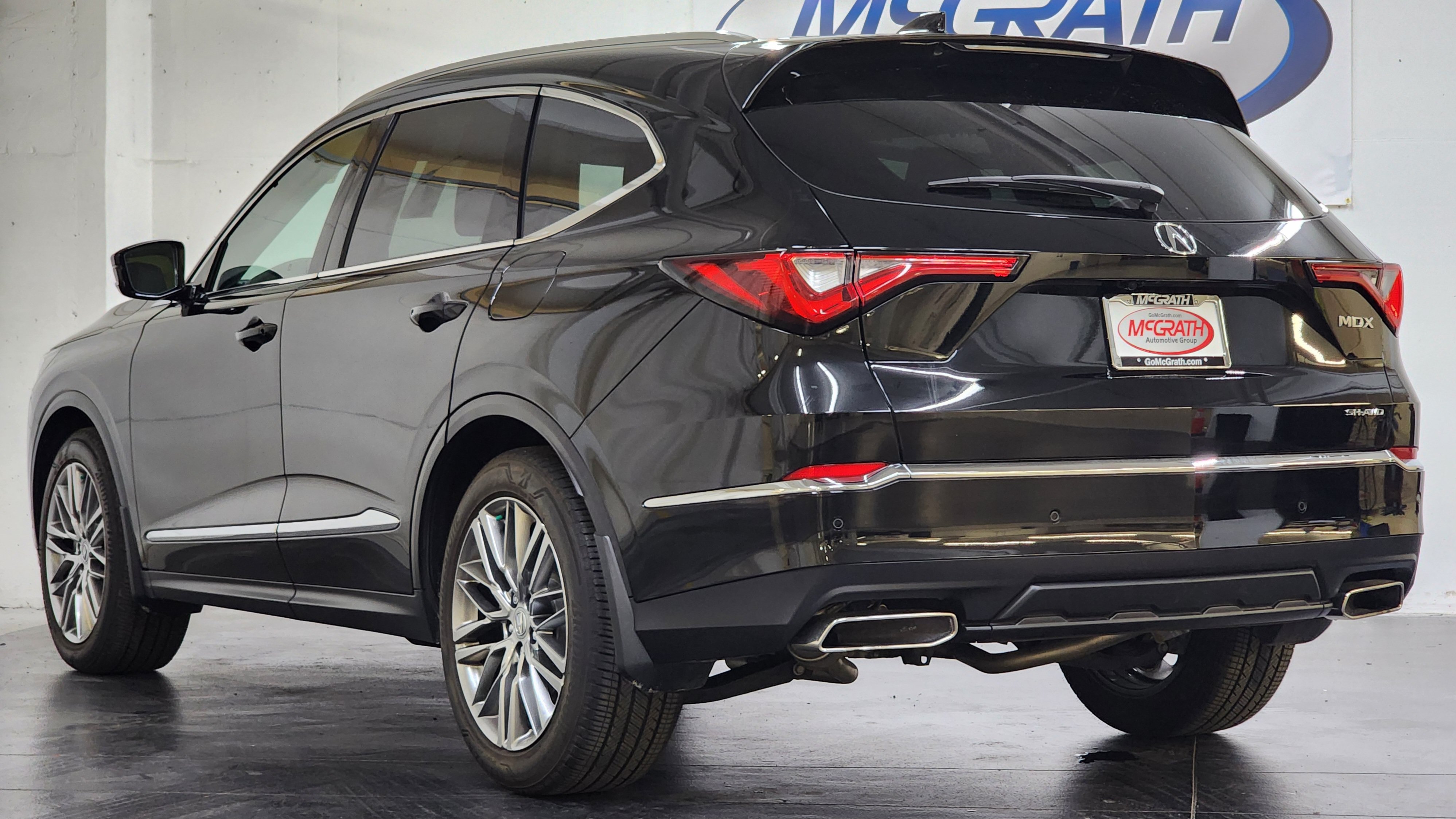 Certified 2024 Acura MDX w/ Advance Package AWD/4WD image 9