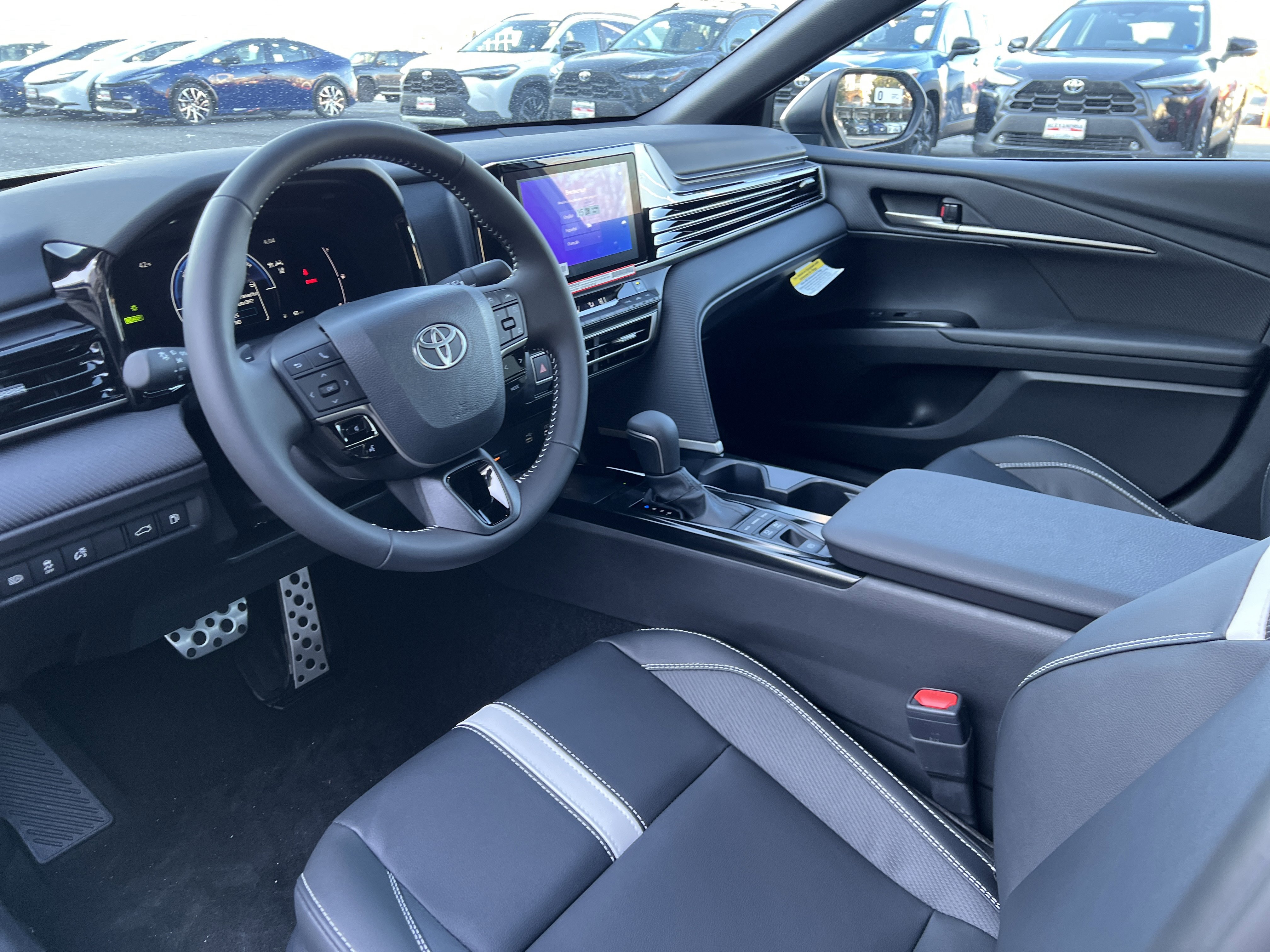 New 2026 Toyota Camry SE image 10