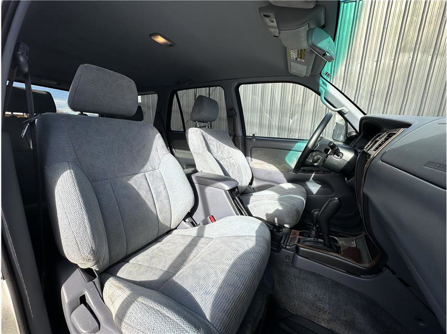 Used 2000 Toyota 4Runner SR5 image 15