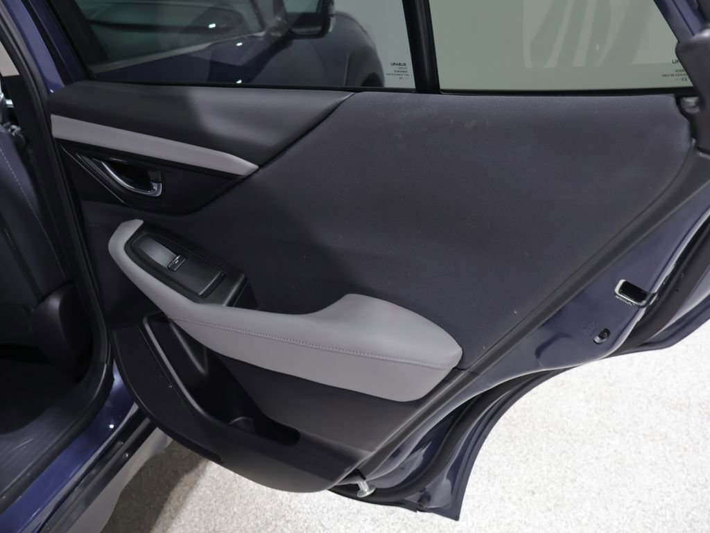 Used 2024 Subaru Outback Premium AWD/4WD image 23