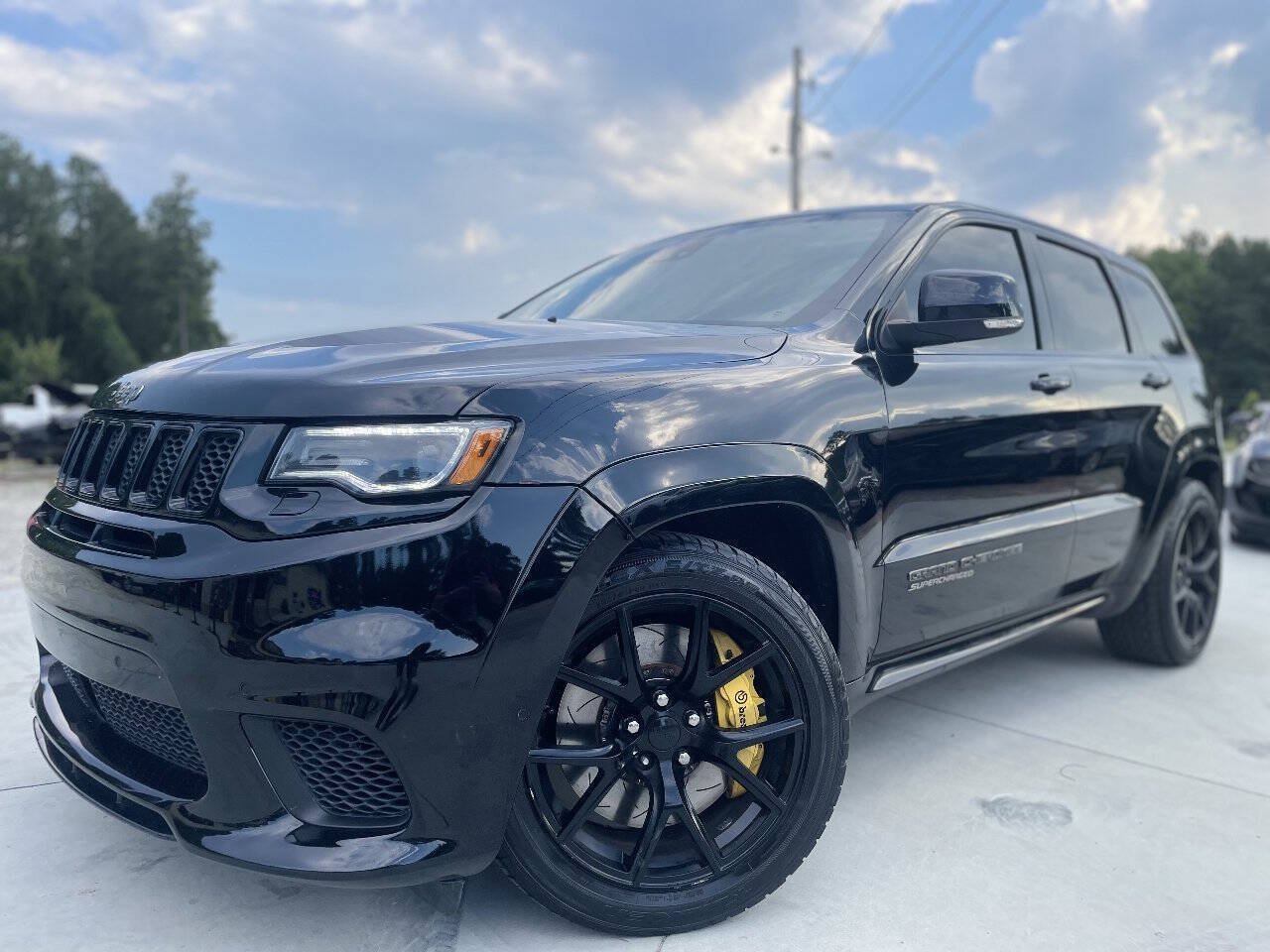 Used 2018 Jeep Grand Cherokee Trackhawk AWD/4WD image 3