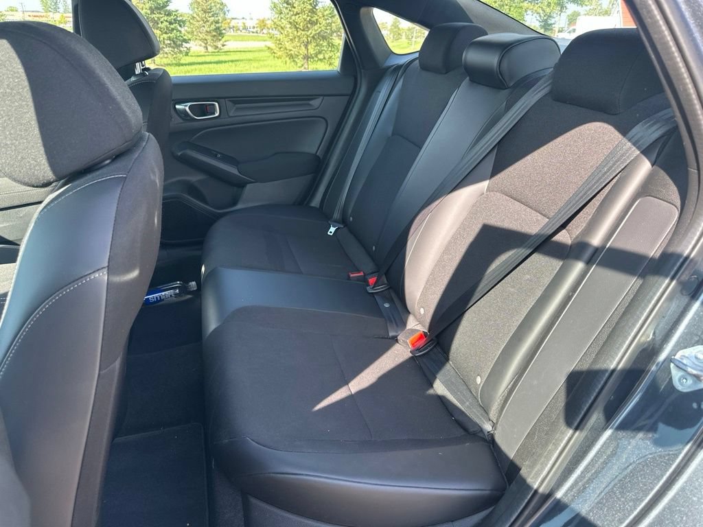 Used 2023 Honda Civic Sport image 12