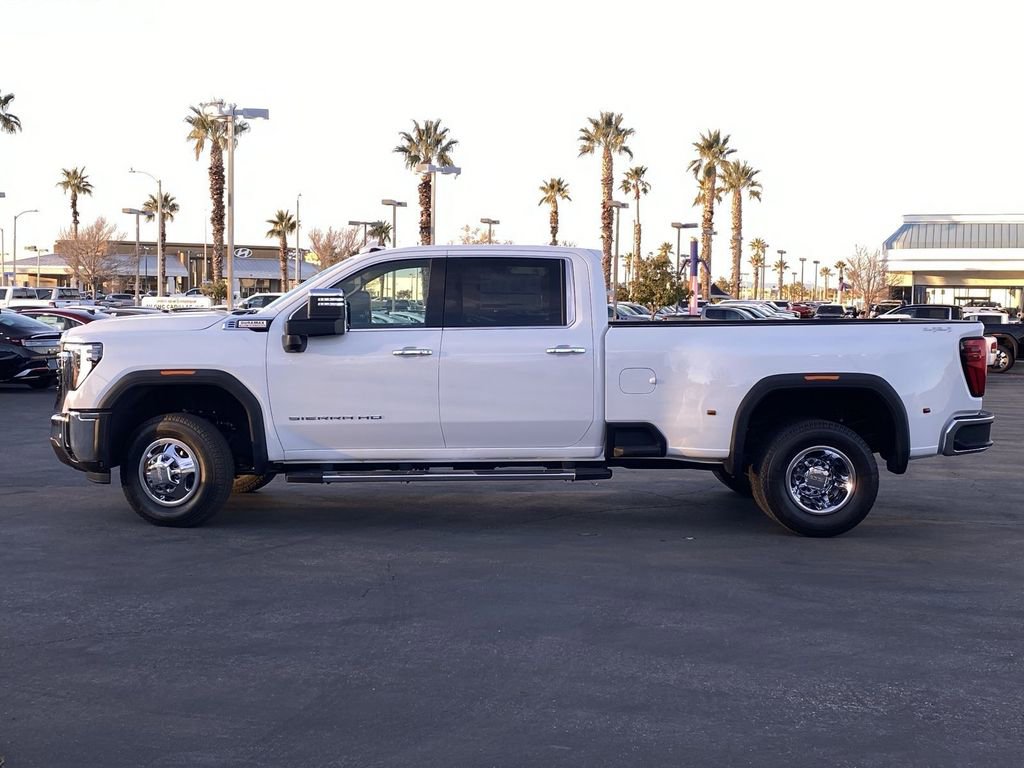 New 2026 GMC Sierra 3500 SLT w/ SLT Convenience Package AWD/4WD image 16
