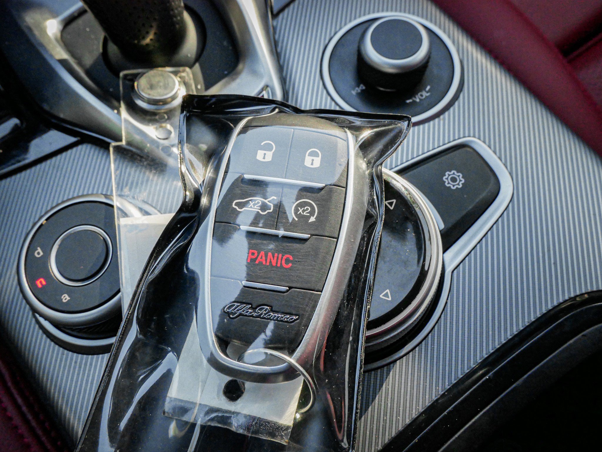 Used 2024 Alfa Romeo Stelvio Veloce image 36