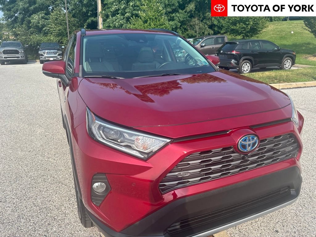Used 2020 Toyota RAV4 Limited AWD/4WD image 1
