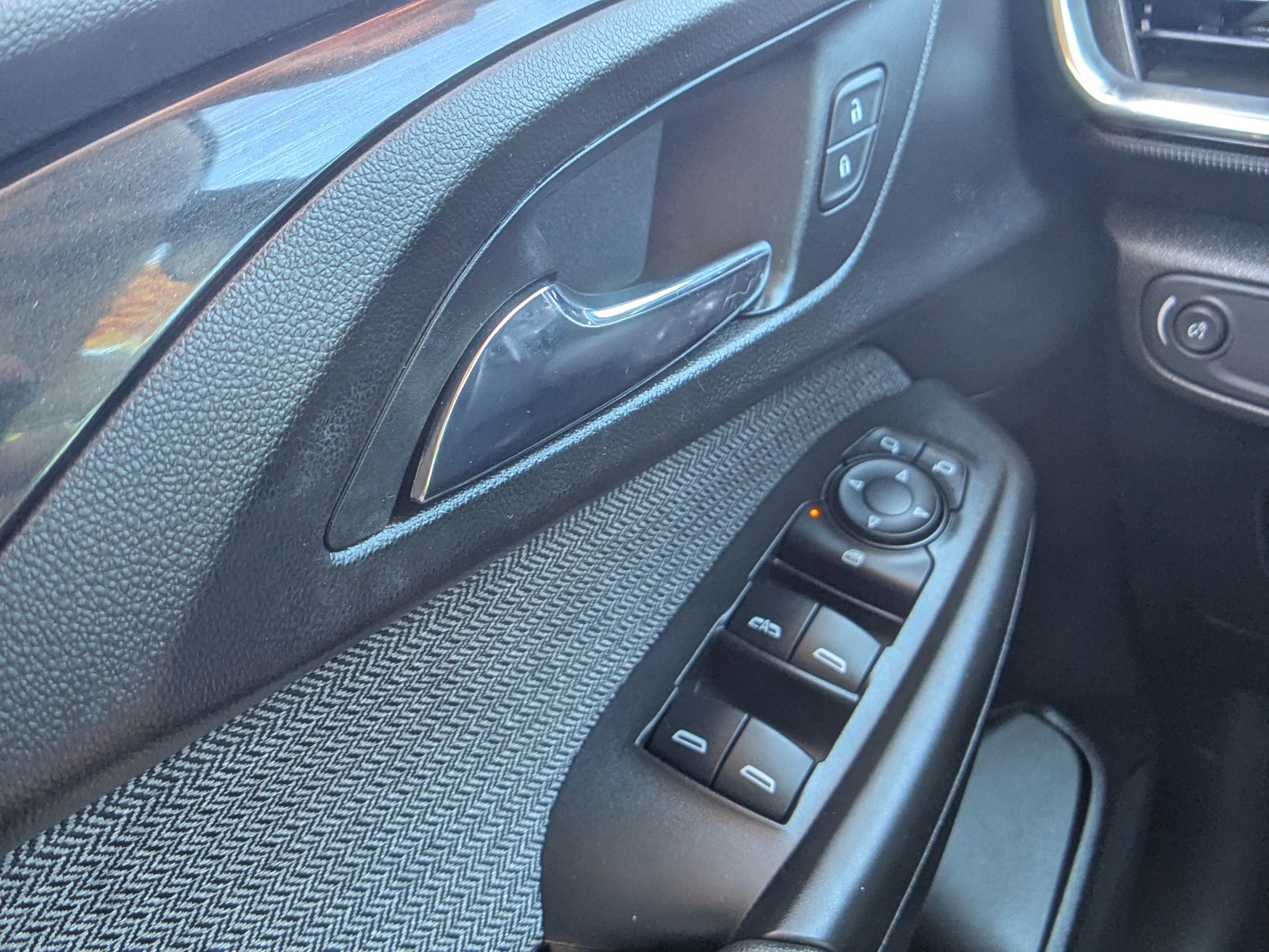 Used 2021 Chevrolet TrailBlazer LT w/ Convenience Package FWD image 25