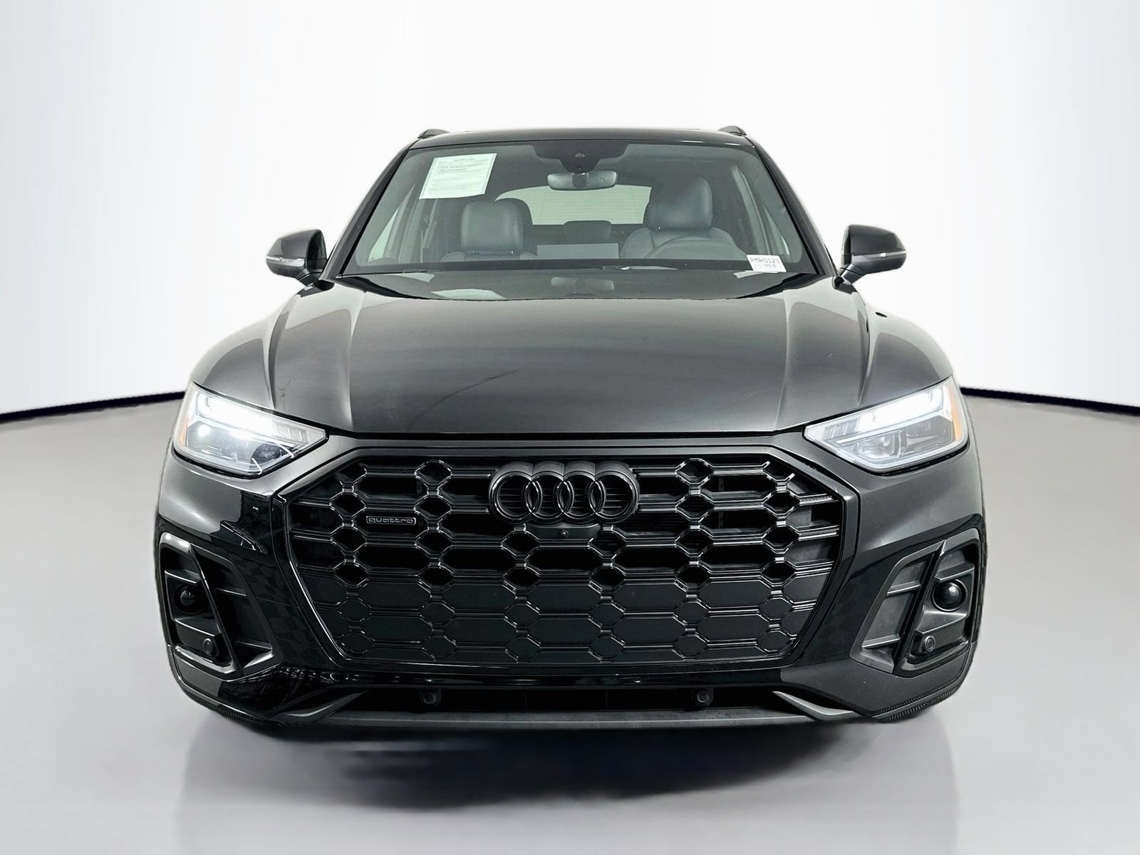 Used 2023 Audi Q5 e Premium Plus w/ Premium Plus Package AWD/4WD image 2