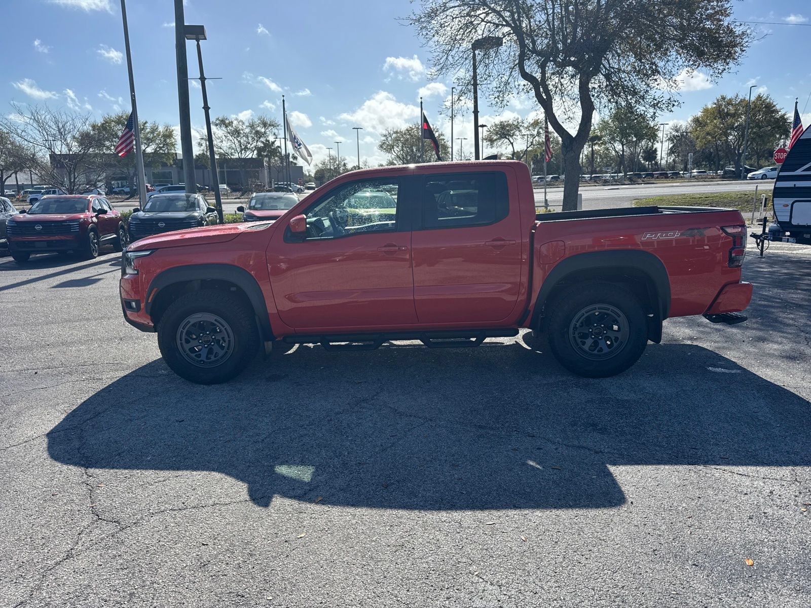 New 2026 Nissan Frontier PRO-4X w/ Tow Package AWD/4WD image 12