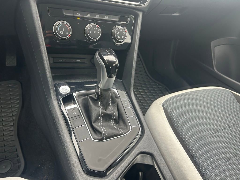 Certified 2025 Volkswagen Taos S image 52