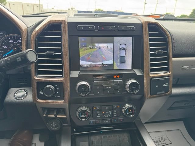 Used 2021 Ford F250 Platinum w/ FX4 Off-Road Package AWD/4WD image 22