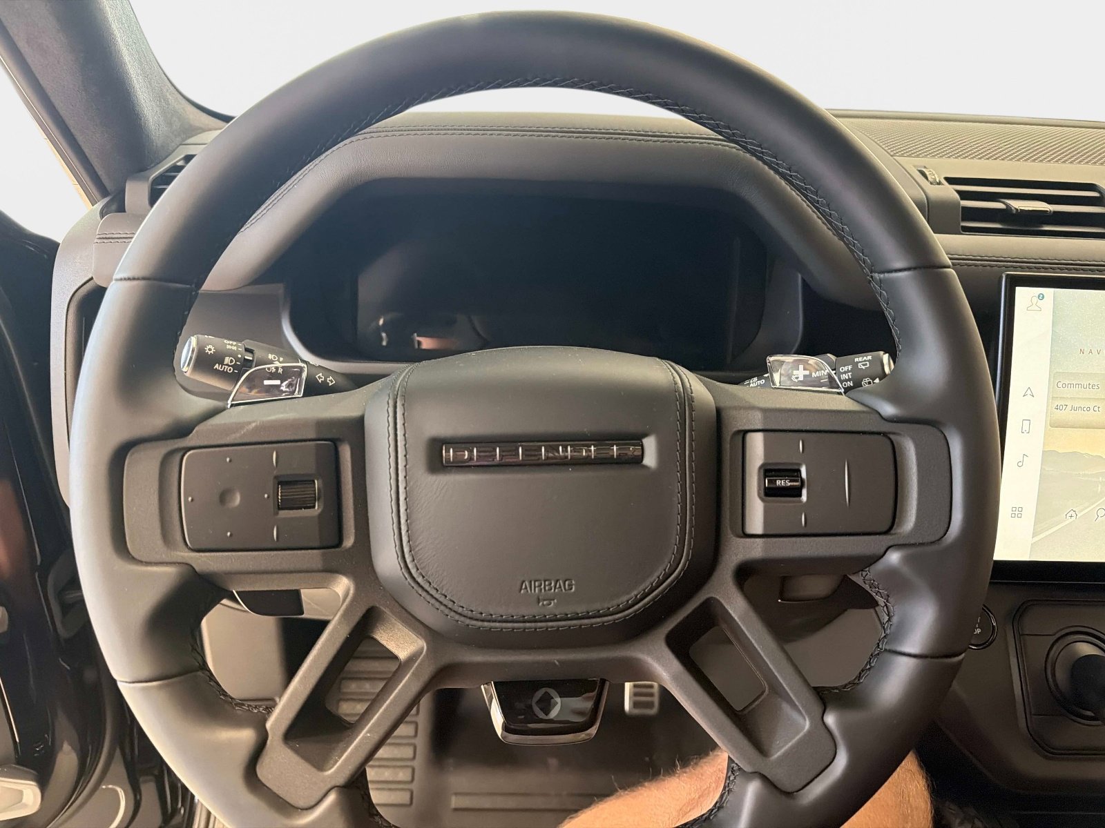 New 2026 Land Rover Defender 110 OCTA AWD/4WD image 24