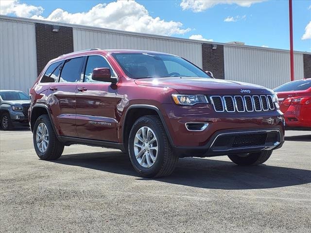 Used 2021 Jeep Grand Cherokee Laredo X image 2