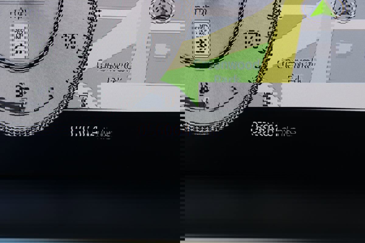 Used 2020 Land Rover Range Rover LWB SV Autobiography image 11