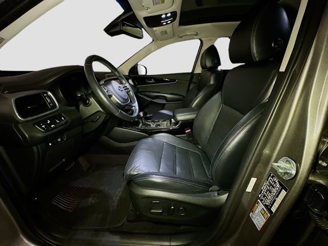 Used 2019 Kia Sorento SX image 17