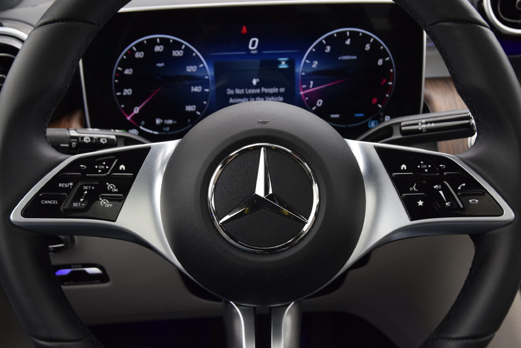 Certified 2026 Mercedes-Benz GLC 300 image 23