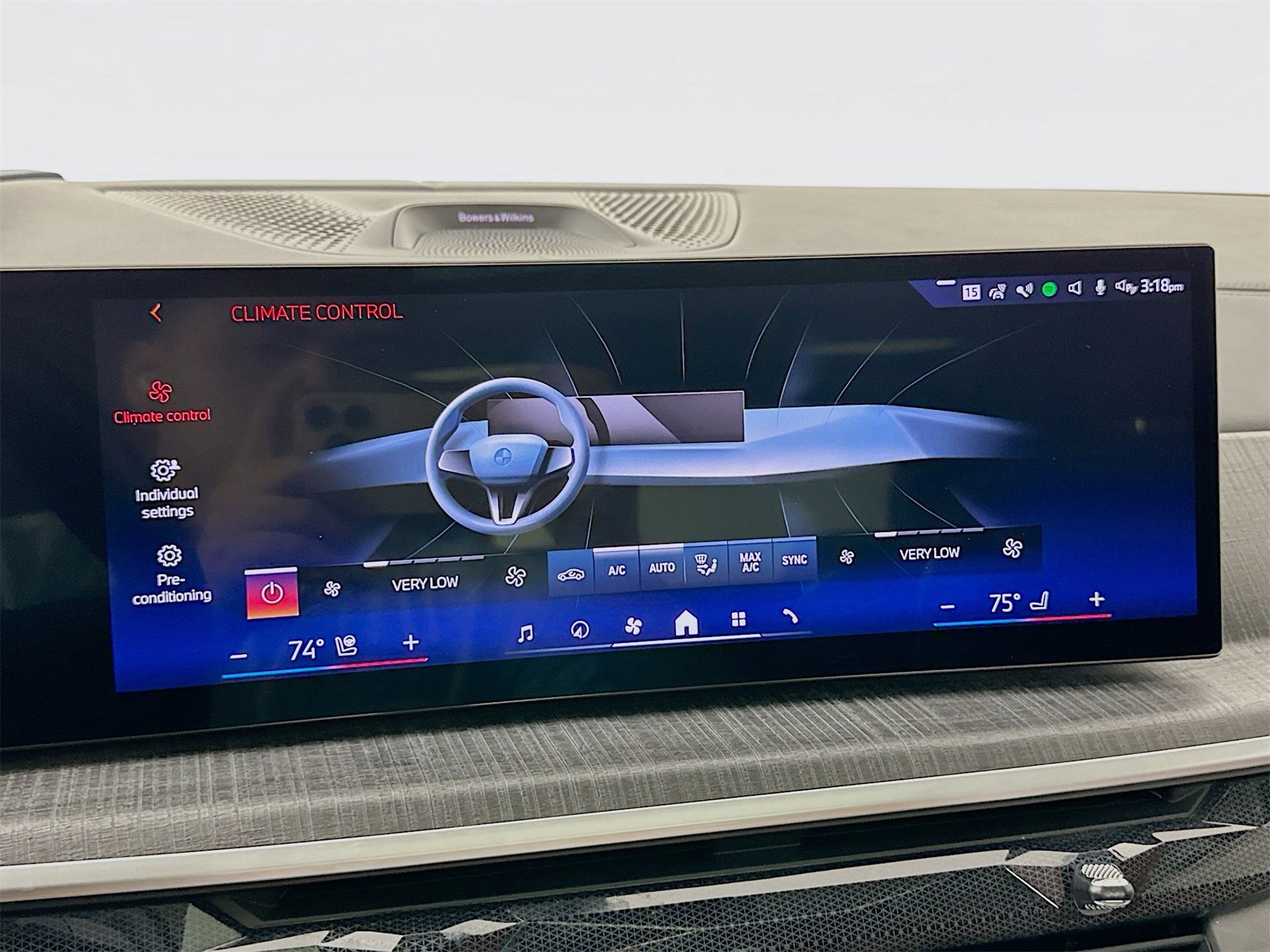 Used 2024 BMW ALPINA XB7 image 17