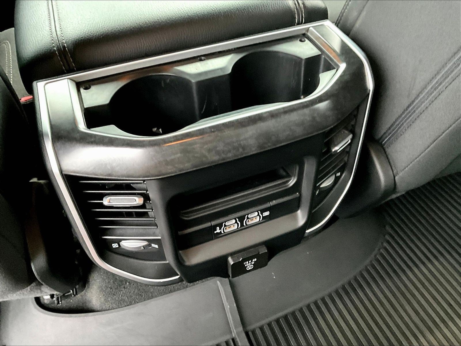 Used 2020 RAM 1500 Big Horn AWD/4WD image 7