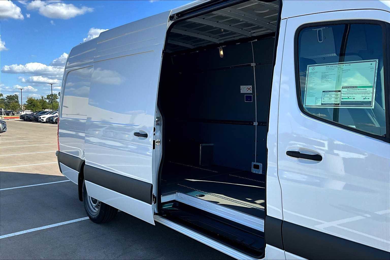 New 2025 Mercedes-Benz Sprinter 2500 image 20