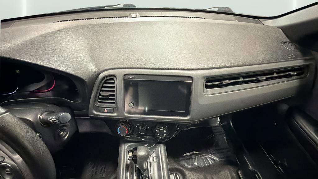 Used 2021 Honda HR-V Sport image 18