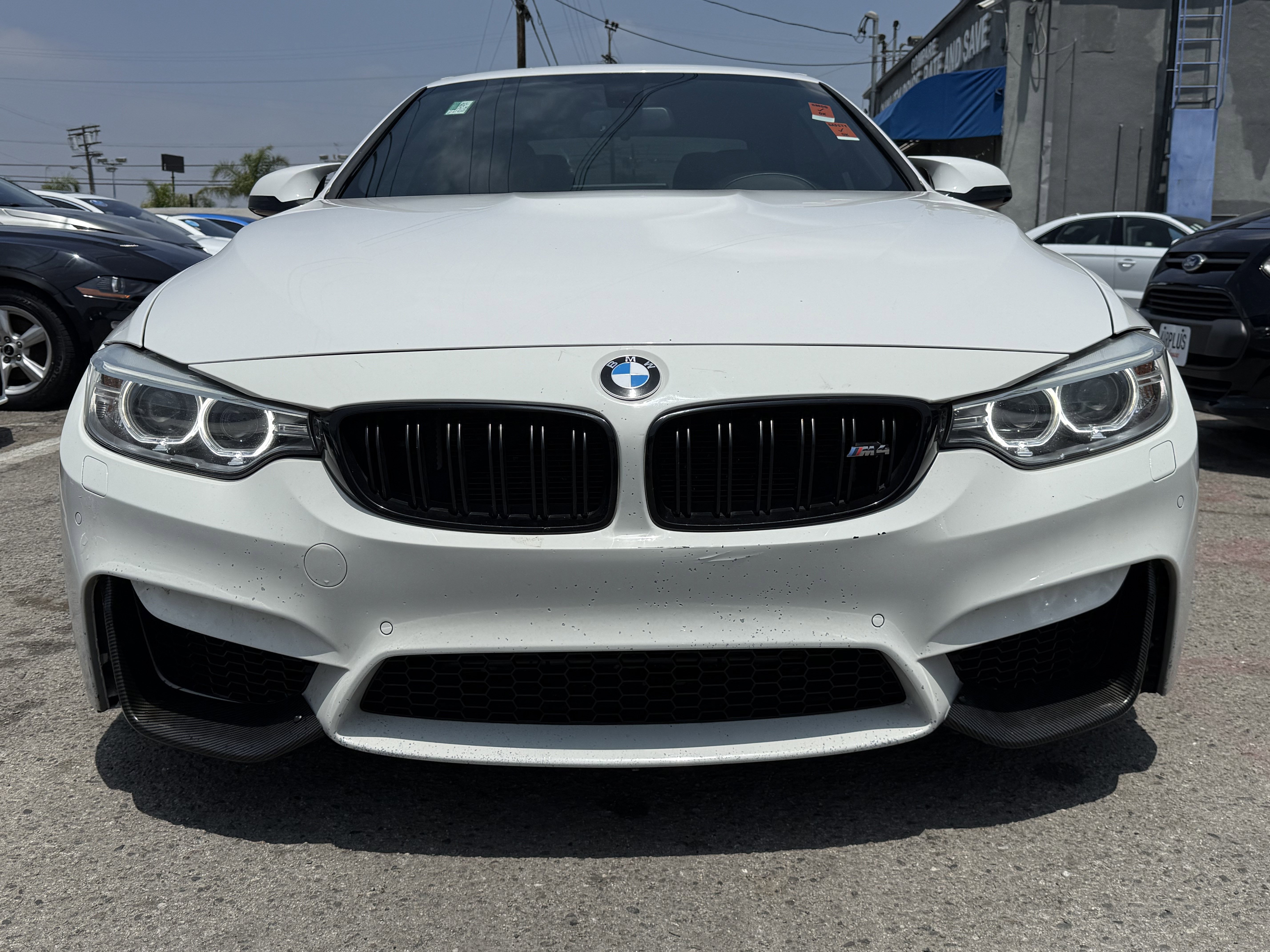 Used 2016 BMW M4 Convertible image 3