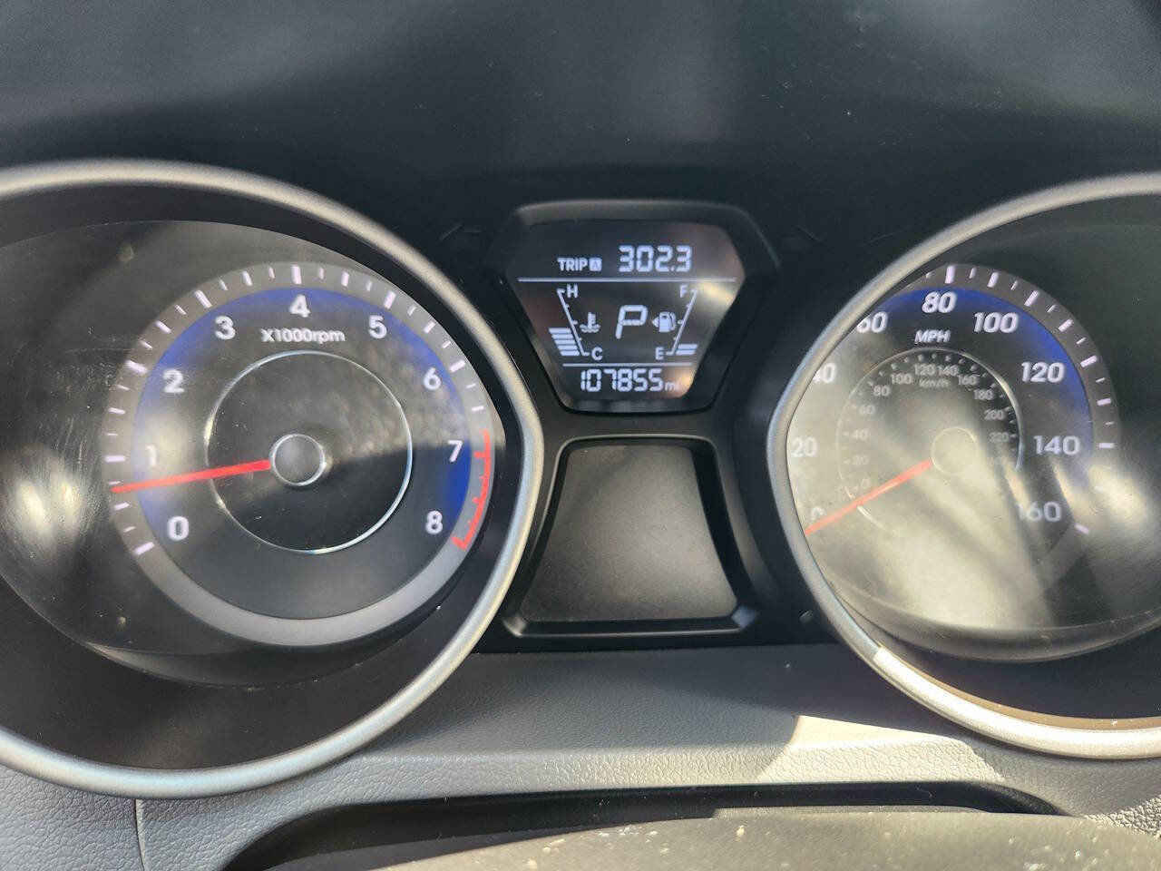 Used 2014 Hyundai Elantra SE w/ Option Group 02 FWD image 8