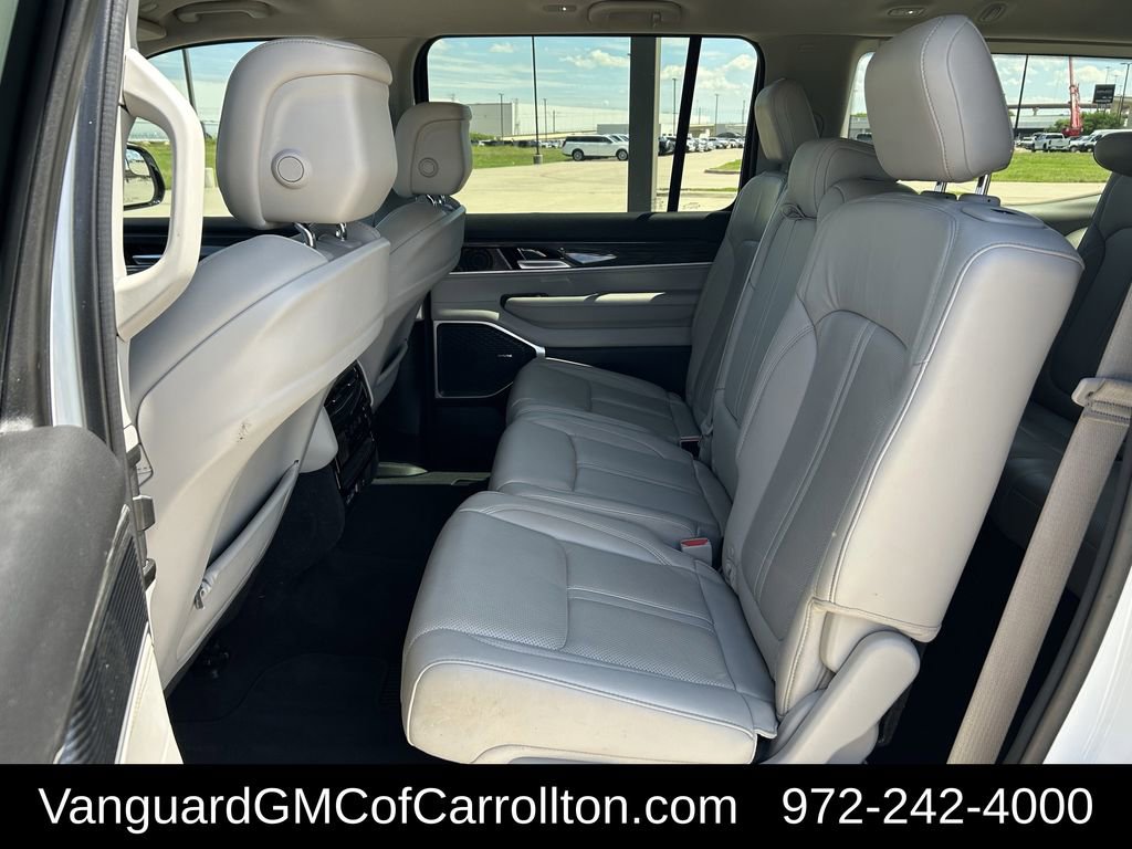 Used 2022 Jeep Wagoneer Series II image 28