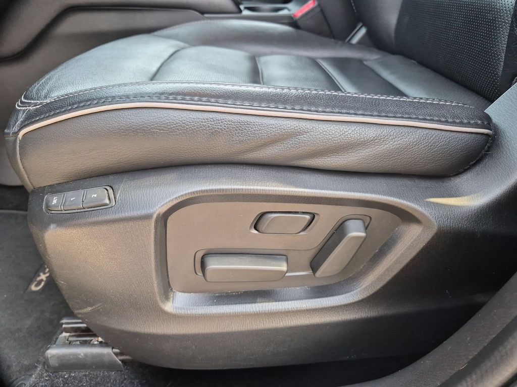 Used 2025 MAZDA CX-5 AWD 2.5 S w/ Preferred Package image 14