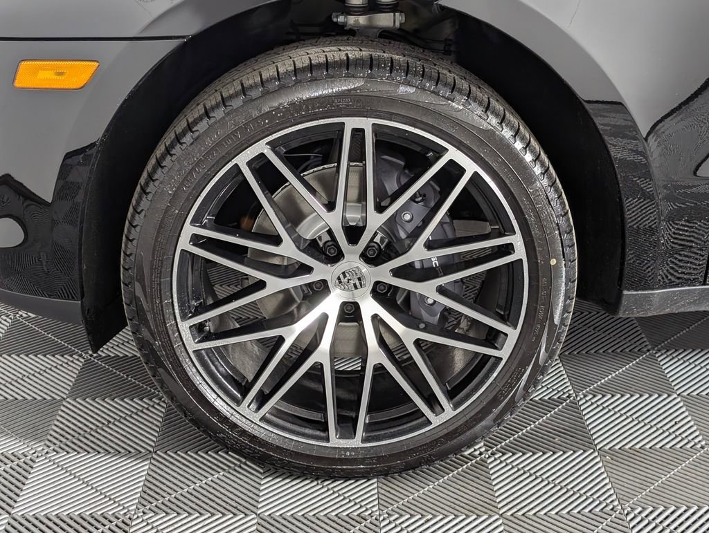 New 2026 Porsche Macan image 9