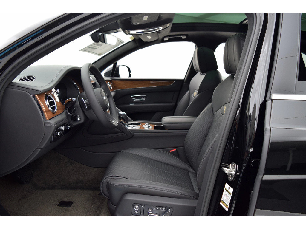 Certified 2021 Bentley Bentayga Plug-In Hybrid AWD/4WD image 7