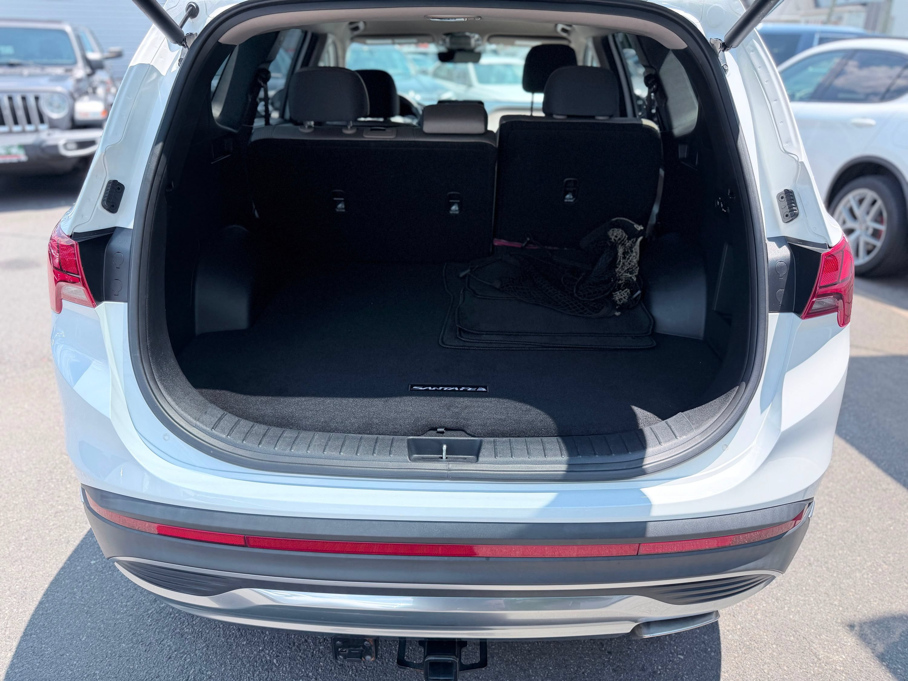 Used 2021 Hyundai Santa Fe SEL w/ Convenience Package AWD/4WD image 10