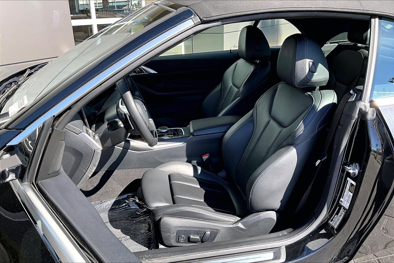 Used 2025 BMW 430i Convertible image 25