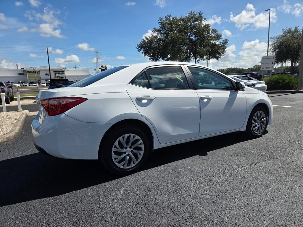 Used 2019 Toyota Corolla LE FWD image 13