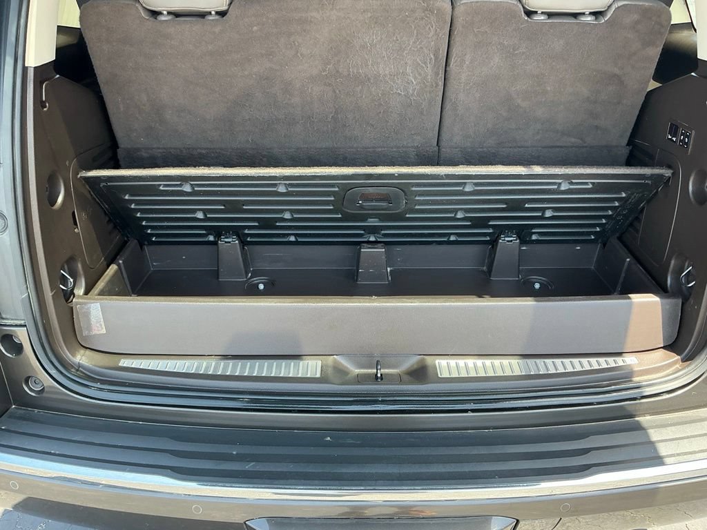 Used 2019 GMC Yukon Denali w/ Denali Ultimate Package AWD/4WD image 32