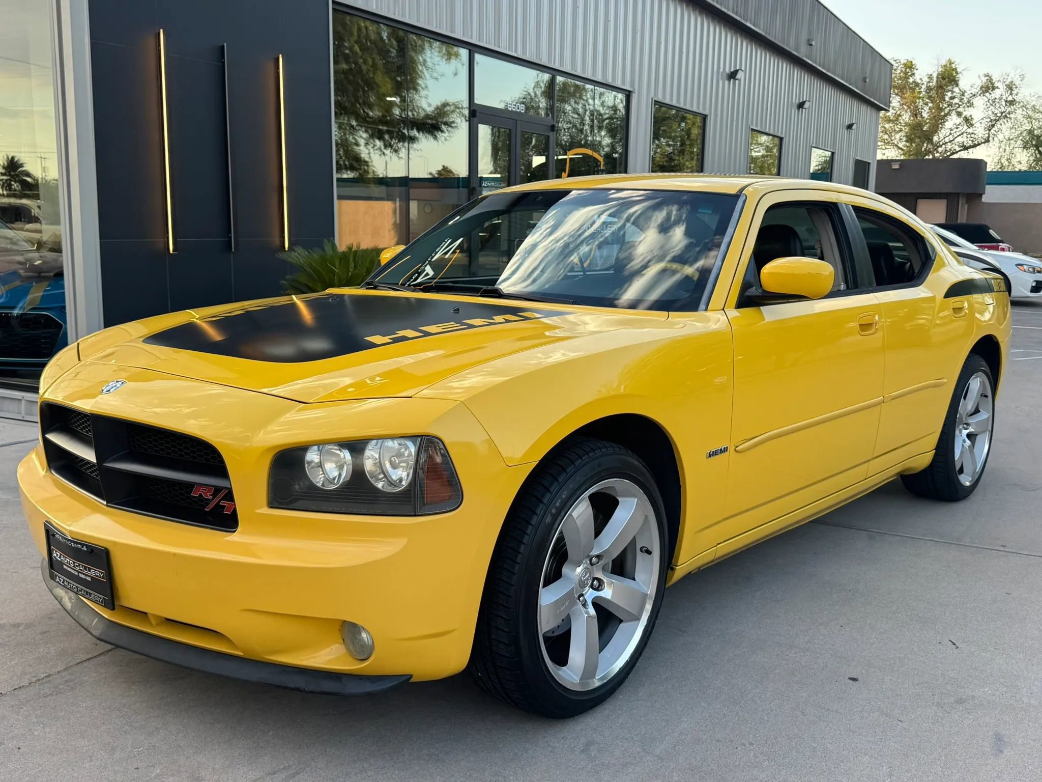 Used 2006 Dodge Charger R/T RWD image 2