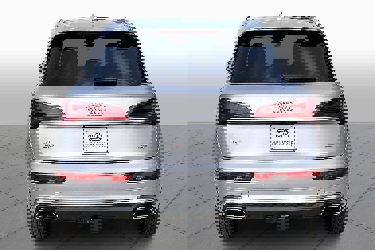 Used 2023 Audi Q5 2.0T Premium Plus w/ Premium Plus Package image 4